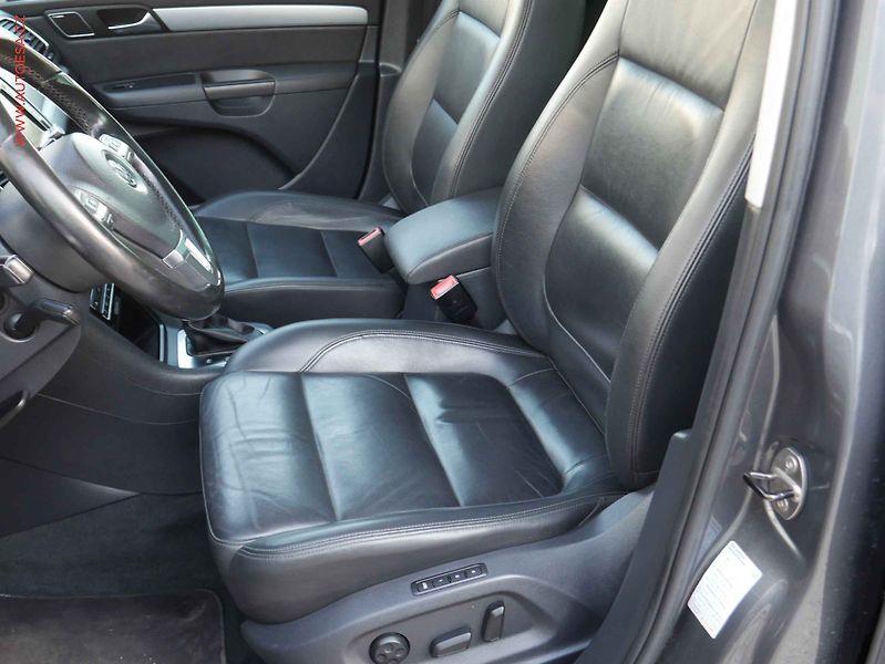Volkswagen Sharan (2012) 2.0TDi, AT, navi, bixen - fotka 9 z 17