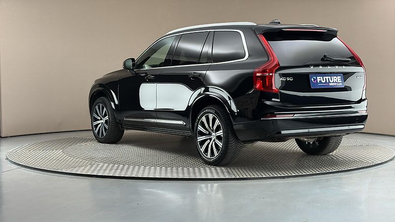 Volvo XC90 2.0 B5 AUT AWD Plus Bright - fotka 2 z 32