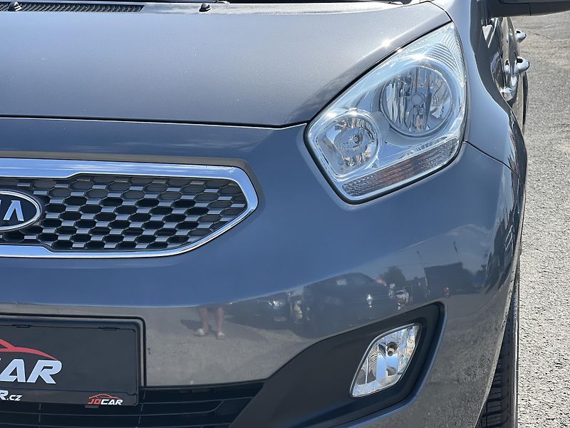 Kia Venga 1.4CVVT 66kw  KLIMA PANORAMA - fotka 34 z 38