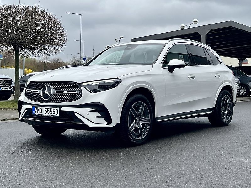 Mercedes-Benz GLC (2025) 300 de 4M Plug-In hybrid - fotka 7 z 29