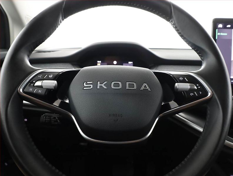 Škoda Elroq (2025) Selection 50 (55 kWh), SoH 99% - fotka 8 z 21