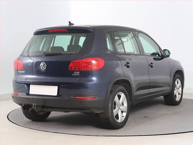 Volkswagen Tiguan (2012) 2.0 TDI, Serv.kniha - fotka 5 z 16