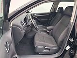 Volkswagen Golf (2011) 1.2 TSi, ČR, AC, temp - náhled 9