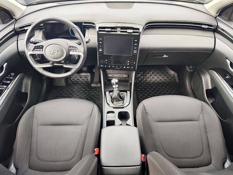 Hyundai Tucson 1.6 T-GDI/110kW Smart - fotka 12 z 30