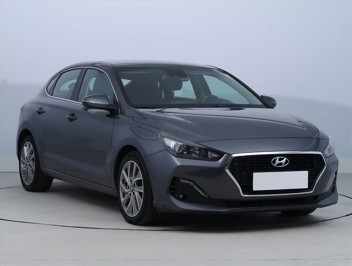Hyundai i30 Style 1.4 T-GDI, Serv.kniha