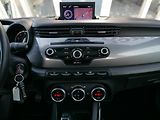Alfa Romeo Giulietta 1,4 TB 125kW Navi Panorama - náhled 30