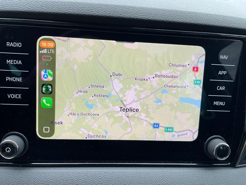 Škoda Karoq 1,5TSi DSG - fotka 35 z 44