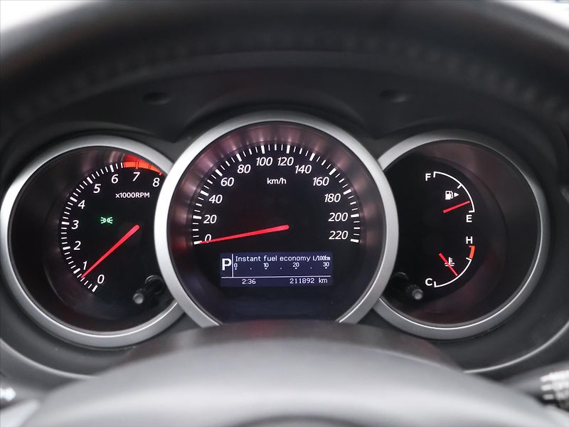 Suzuki Grand Vitara 3,2 VVT 171kW V6 CZ Aut. - fotka 16 z 32