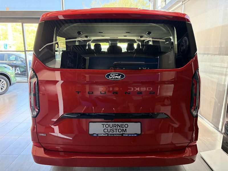 Ford Tourneo Custom (2026) Titanium X L2, Tourneo, 2.5 Du - fotka 5 z 9