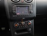 Nissan Qashqai (2012) 1.6 dCi, Serv.kniha, Navi - náhled 10