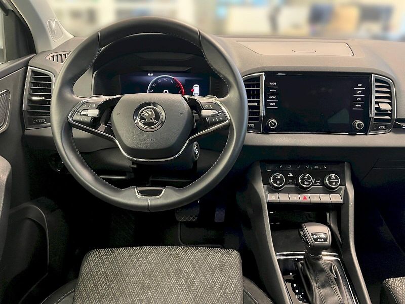 Škoda Karoq (2024) TOP SELECTION 2.0 TDI 4x4 110 - fotka 5 z 33