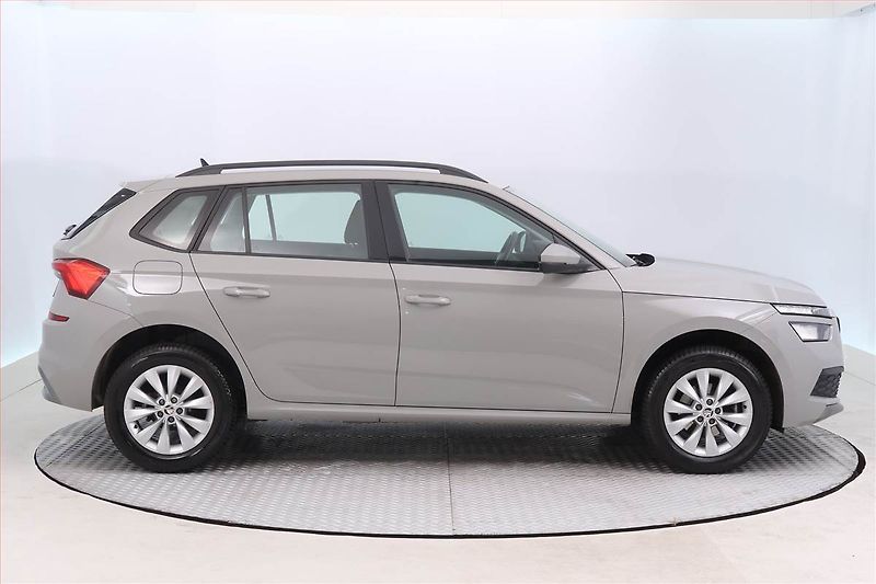 Škoda Kamiq (2020) Style 1.0 TSI, ČR,1.maj - fotka 6 z 18