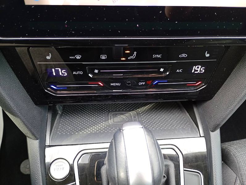 Volkswagen Passat (2022) 1.5TSI DSG 110kW záruka - fotka 17 z 30