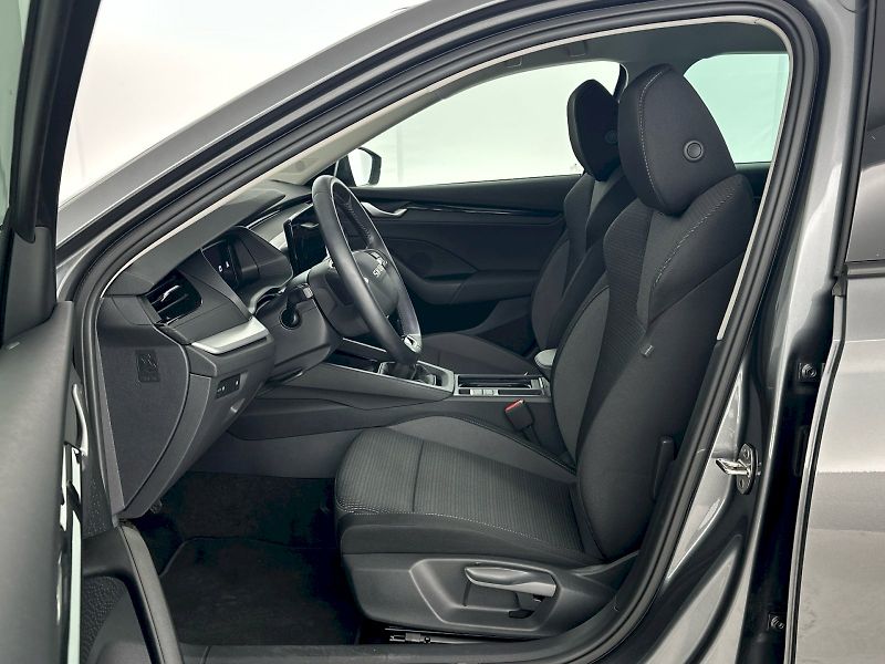 Škoda Octavia (2025) Combi 1.5TSI 85kW Selection - fotka 7 z 28