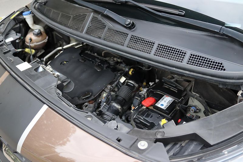 Opel Vivaro (2020) 2.0 BlueHDi/CDTi 130 kW - fotka 48 z 57