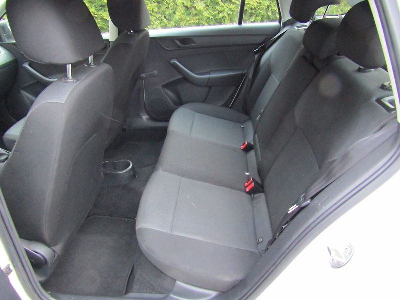 Škoda Rapid (2015) 1.2 TSI 63kW - fotka 22 z 36