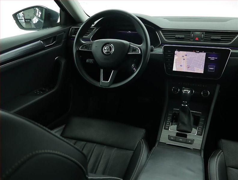 Škoda Superb (2020) 2.0 TDI - fotka 7 z 19