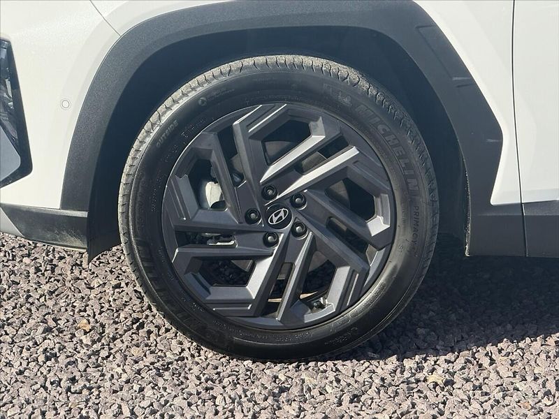 Hyundai Tucson 1,6 T-GDI PHEV 20 YEARS LUXURY - fotka 26 z 26