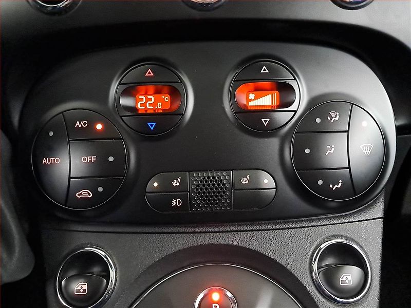 Fiat 500e (2014) 24 kWh, Automat, Tempomat - fotka 17 z 19