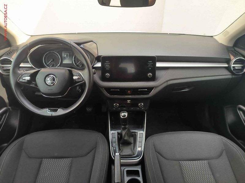 Škoda Fabia (2022) 1.0 TSi, ČR, Style, LED - fotka 8 z 24