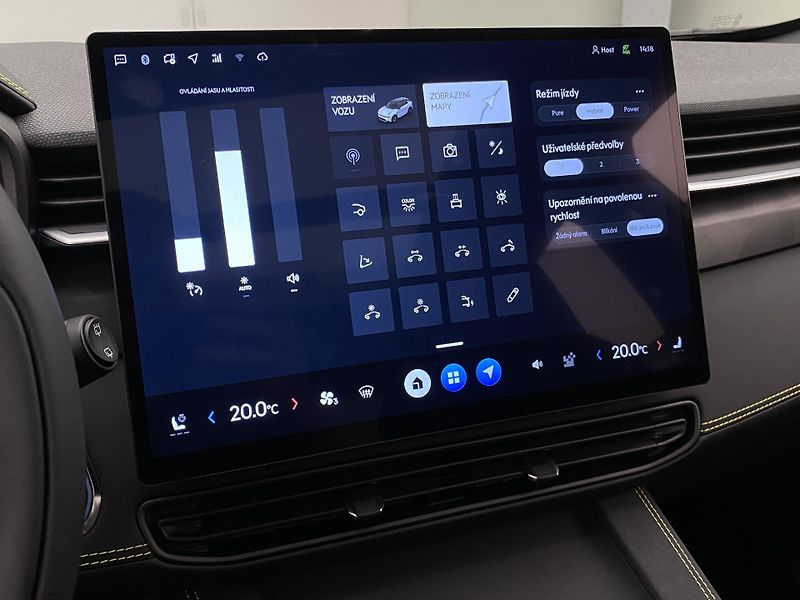 Lynk & Co 01 (2025) MORE PHEV AUT CZ 1.maj - fotka 87 z 95
