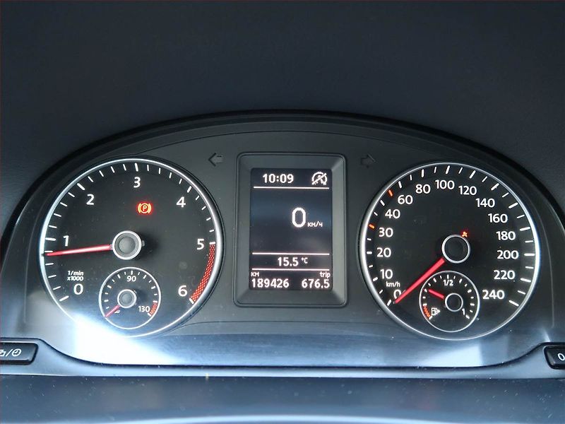 Volkswagen Touran (2013) Comfortline 2.0 TDI - fotka 11 z 18