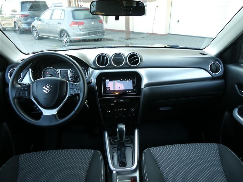 Suzuki Vitara 1,6 i 88kW AUTOMAT, serviska - fotka 28 z 45