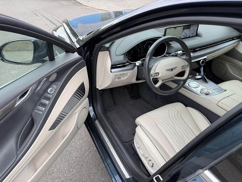 Genesis G80 2,5T 224kW 4x4 autom. TV  - fotka 11 z 20
