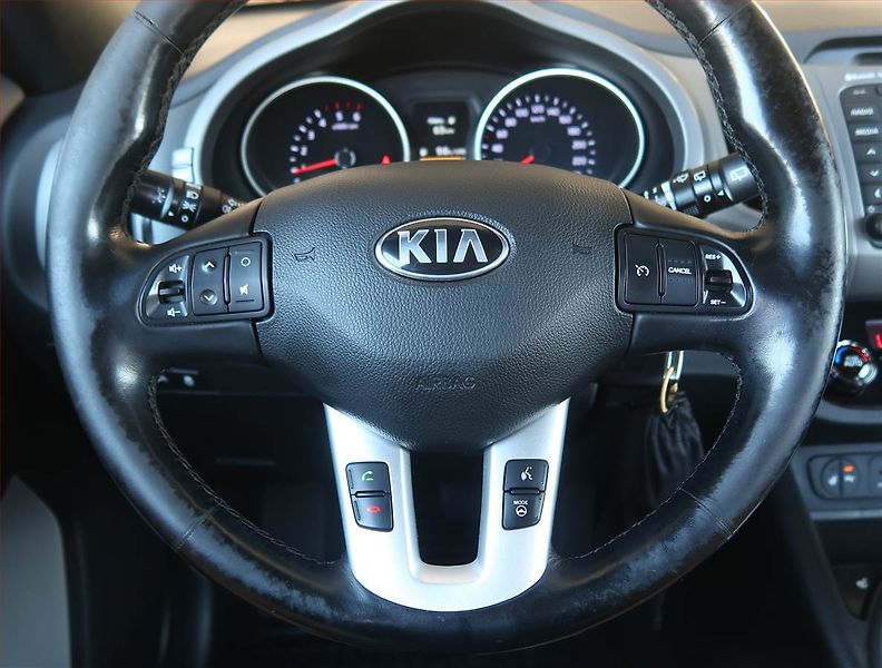 Kia Sportage (2015) Premium 2.0 CRDi, 4X4 - fotka 16 z 19