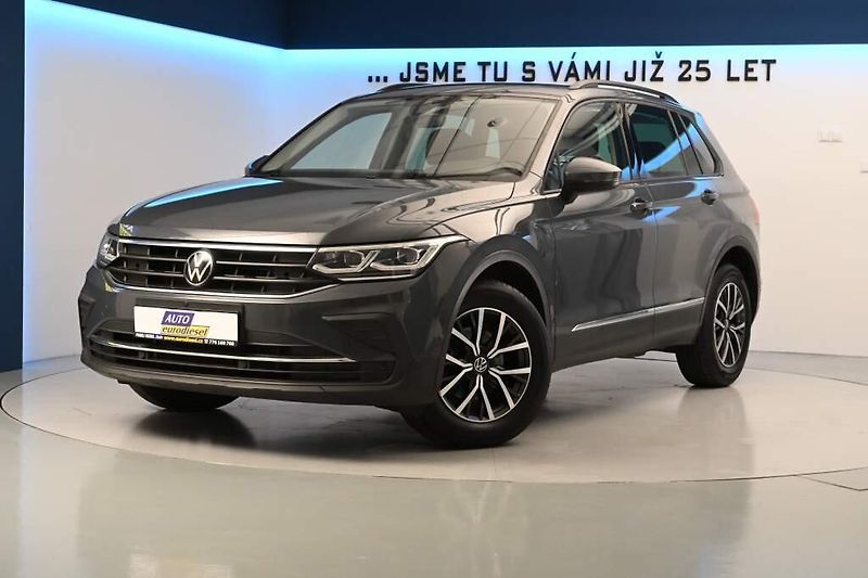 Volkswagen Tiguan (2023) 2.0 Matrix LED Tažné Kamera AC - fotografie inzerátu