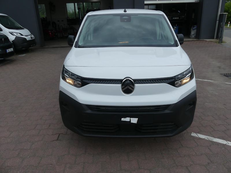 Citroën Berlingo (2026) VAN L1 650 BlueHDi 100 MAN6 - fotka 2 z 14