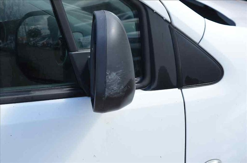 Citroën Berlingo (2010) 1,6 HDI - fotka 11 z 21