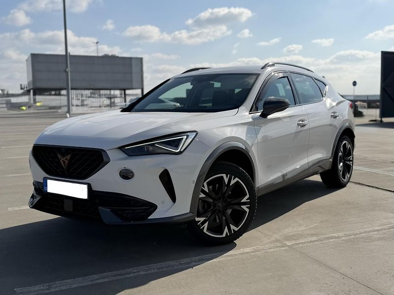 Cupra Formentor (2023) - fotka 1 z 16