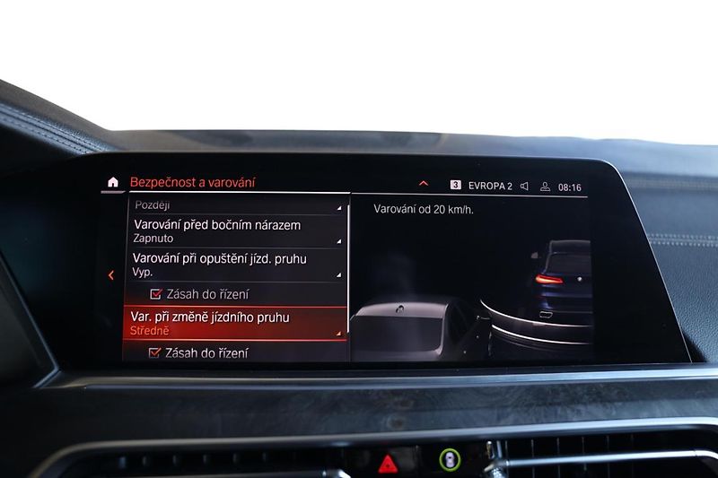 BMW X5 xDrive40i - fotka 20 z 29
