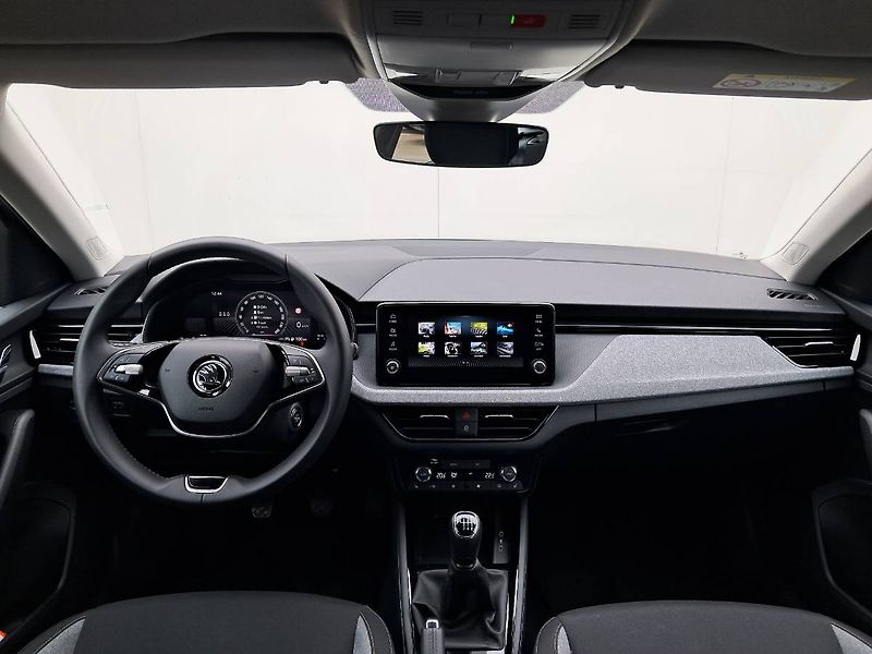 Škoda Scala (2024) SELECTION 130 let  1.0 TSI / 8 - fotka 7 z 29