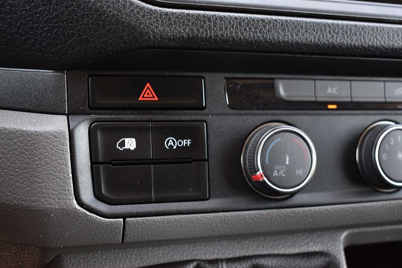 Volkswagen Crafter 2.0TDI*L1H1*SERVIS VW*DPH* - fotka 16 z 27
