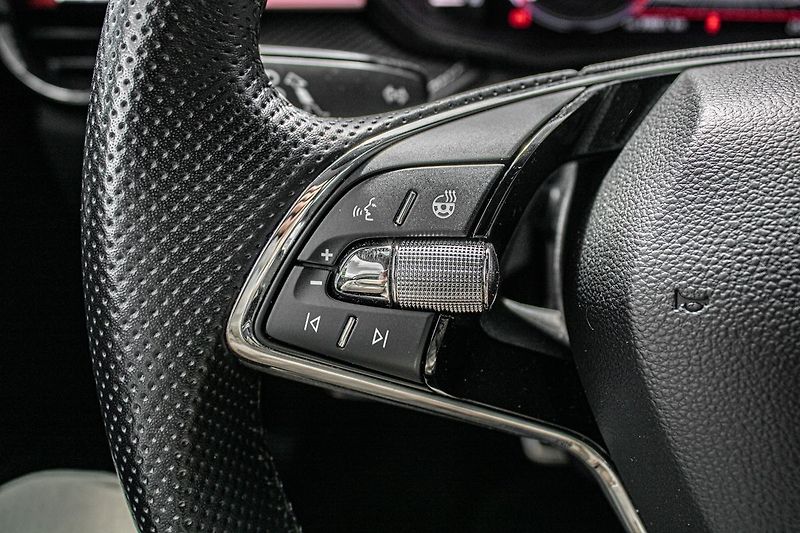 Škoda Fabia Monte Carlo - fotka 20 z 37