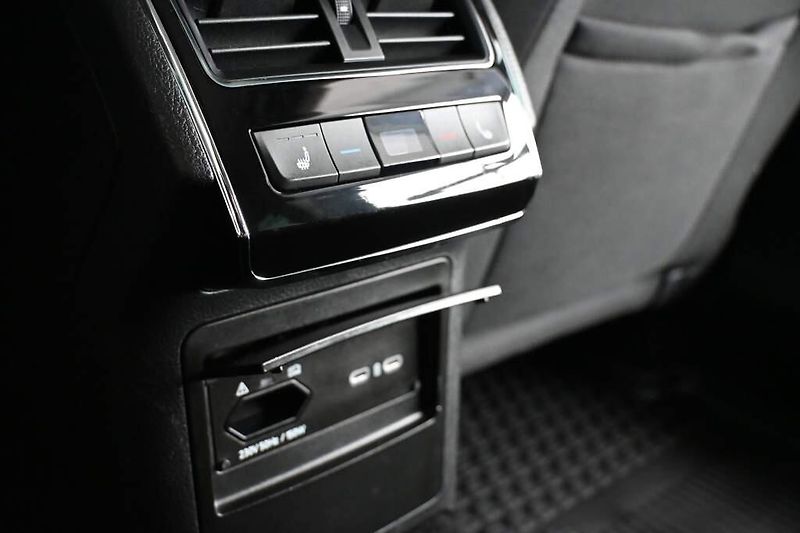 Škoda Superb (2022) 2.0 DSG LED VIRTUAL ACC Kamera - fotka 24 z 36