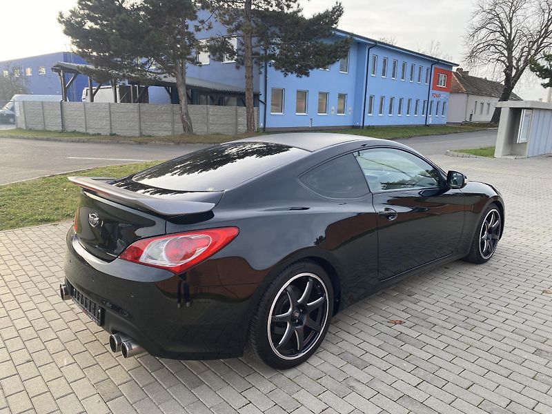 Hyundai Genesis (2013) 3.8i RS INDIVIDUAL  - fotka 5 z 57