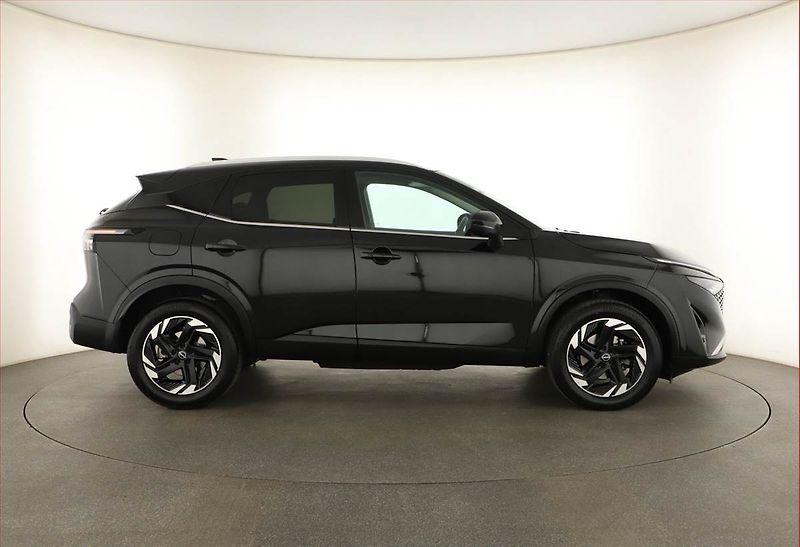 Nissan Qashqai (2025) 1.3 DIG-T MHEV, N-CONNECTA - fotka 6 z 15