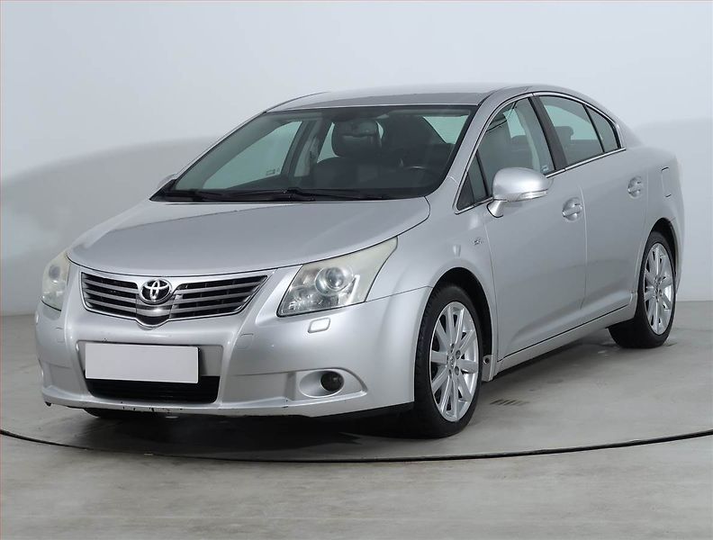 Toyota Avensis (2011) 2.2 D-4D, Automat, Navi - fotka 2 z 25