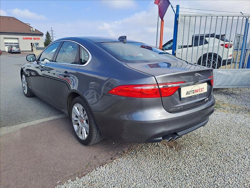 Jaguar XF 2,0 d 132 kW AUT,NAVI,KAMERA - fotka 5 z 21