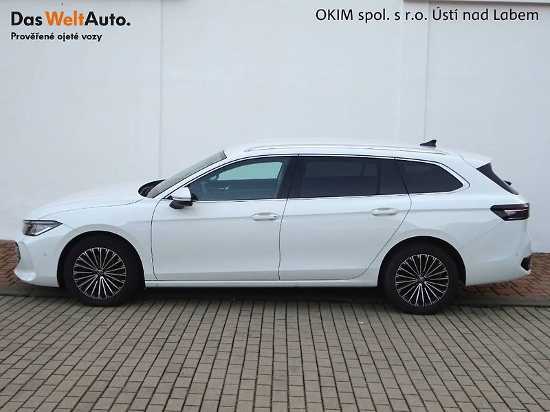 Volkswagen Passat (2024) 2,0TDi /110kW Elegance DSG - fotka 3 z 30