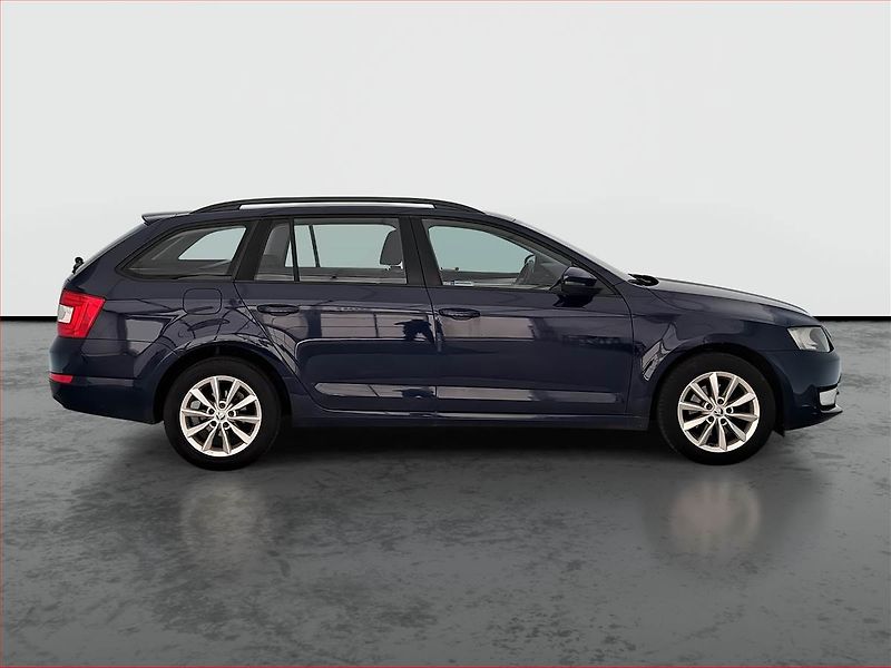 Škoda Octavia (2013) 1.6 TDI, Tempomat - fotka 6 z 17
