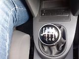 Volkswagen Touran (2011) 2.0 TDi CROSS - náhled 19