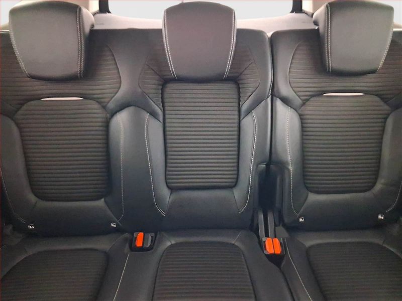 Renault Grand Scénic (2019) Intens 1.7 Blue dCi, ČR,1.maj - fotka 10 z 23