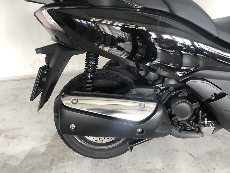 Honda Forza 300 ABS - fotka 15 z 18