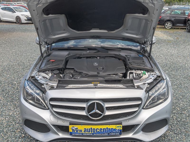Mercedes-Benz Třídy C (2019) 220CDI LED – NAVIGACE - fotka 51 z 58
