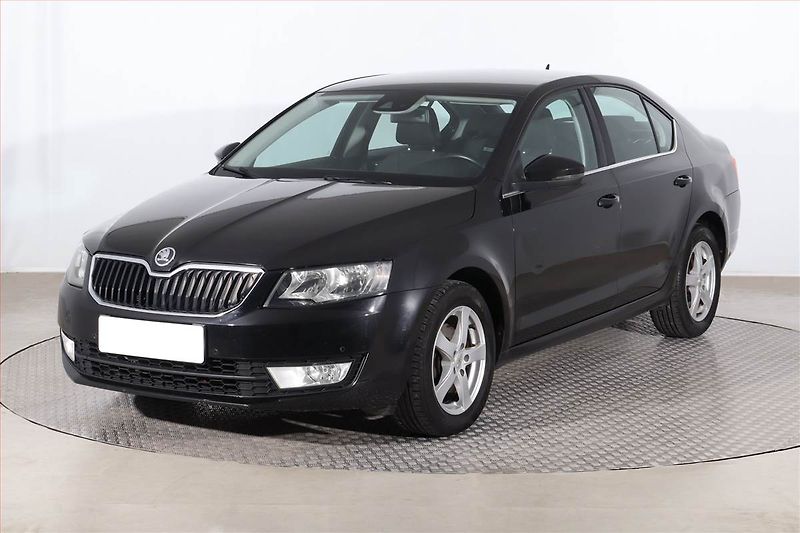 Škoda Octavia (2013) 1.2 TSI, Serv.kniha, Tempomat - fotka 2 z 24