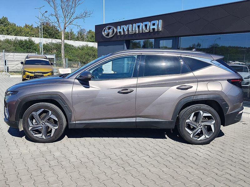 Hyundai Tucson 1.6 T-GDI/169kW Smart Navi DCT - fotka 8 z 37